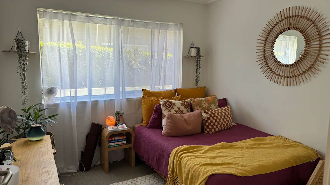 Unfurnished room with own bathroom