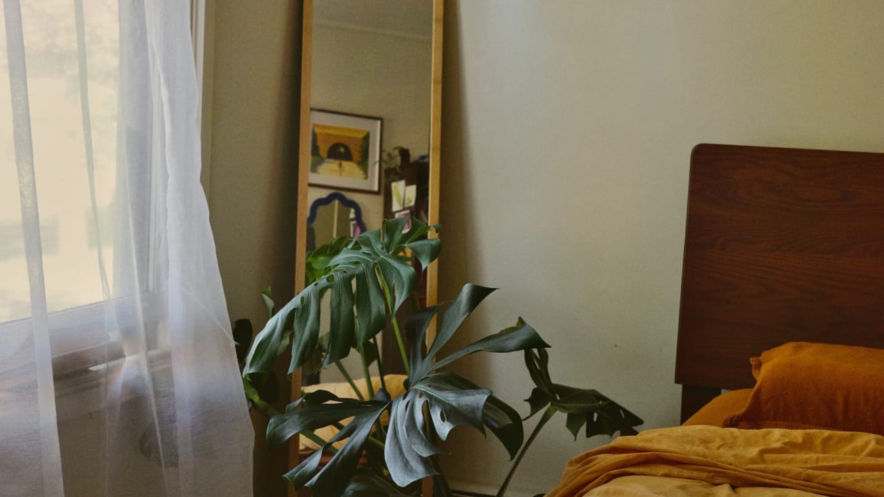 Unfurnished room in a share house