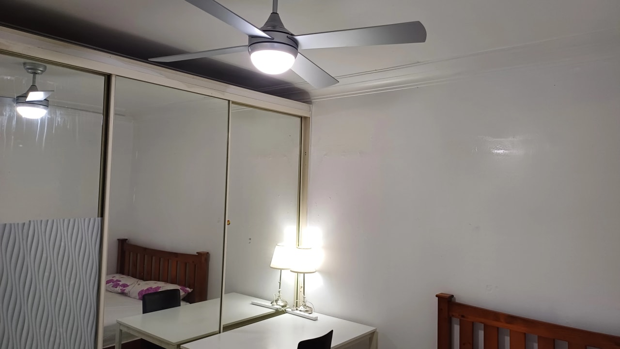 Furnished room in a share house