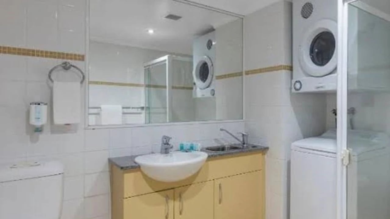 Furnished room studio flat for rent