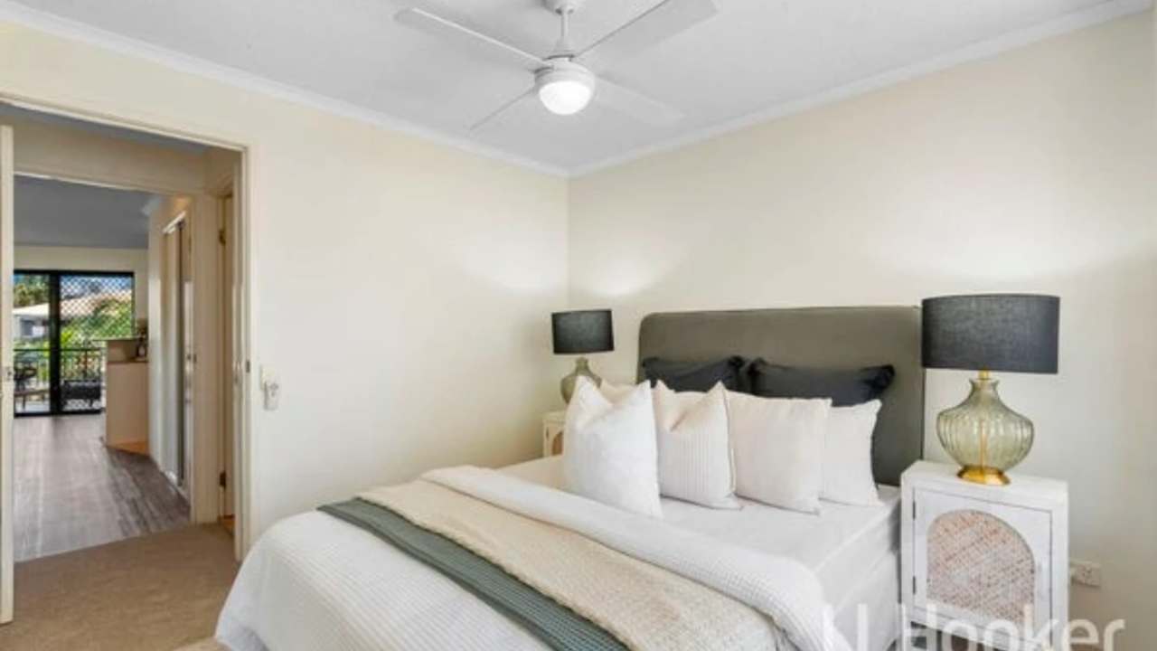 Unfurnished room with own bathroom