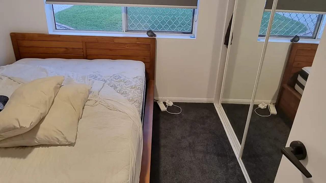 Furnished room with own bathroom