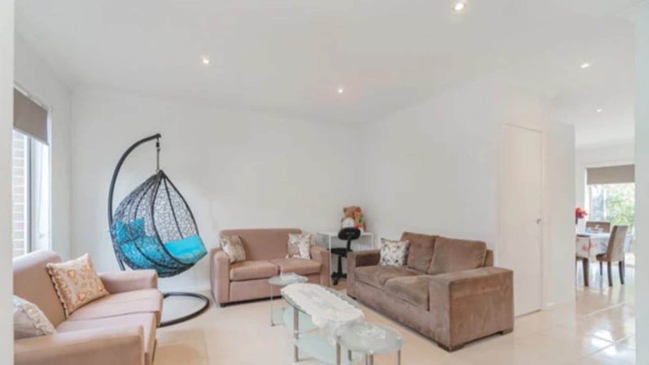 Unfurnished room in a share house
