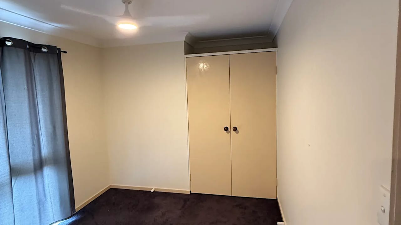 Unfurnished room in a share house