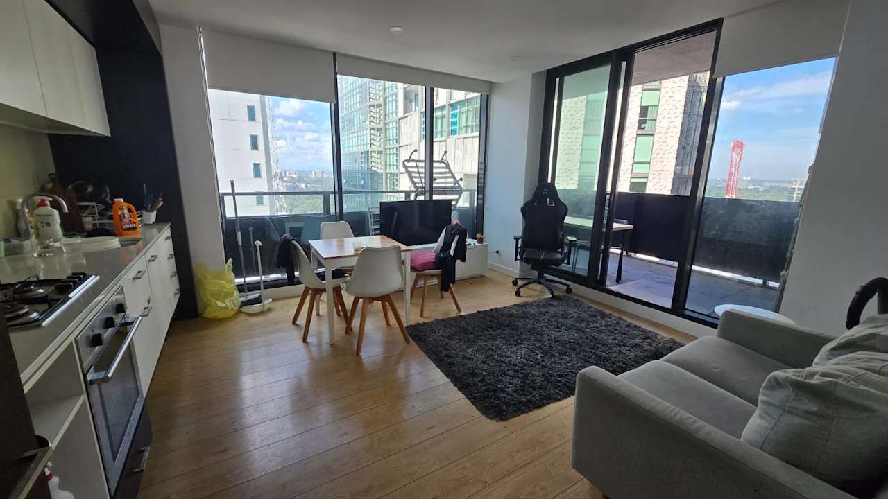 Furnished room with own bathroom