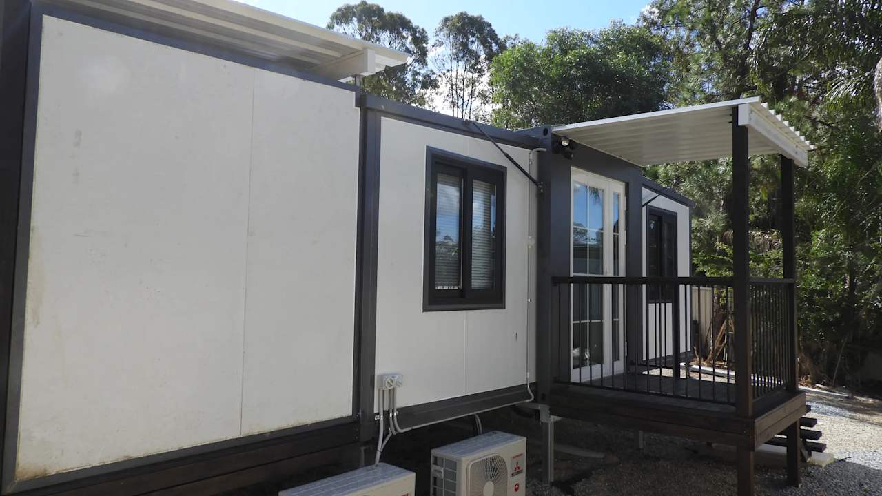 Unfurnished room granny flat for rent