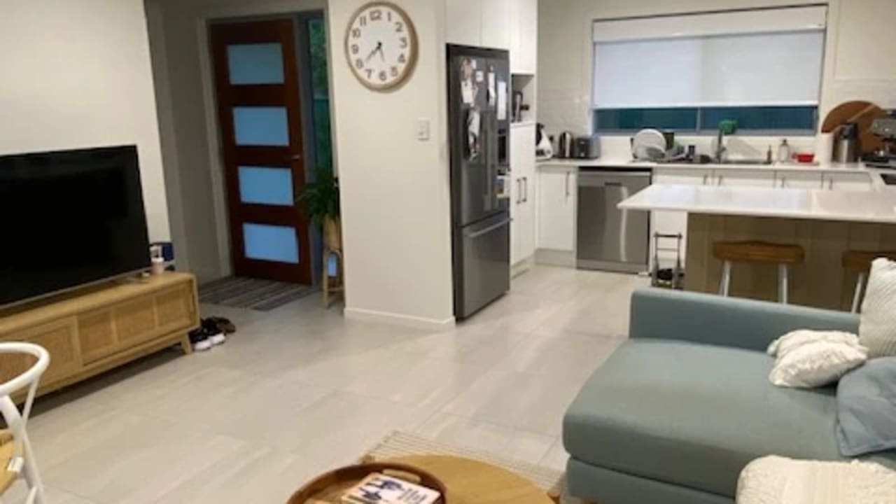 Unfurnished room with own bathroom