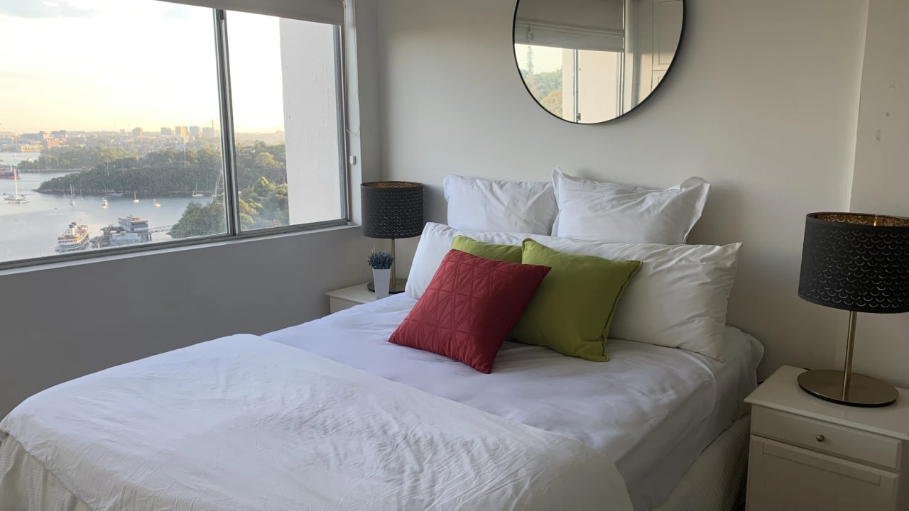 Furnished room with ensuite in a flatshare