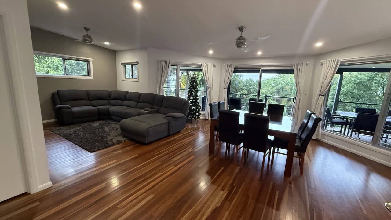 Room in a share house