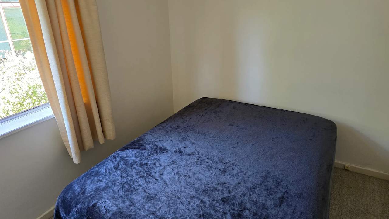 Furnished room with own bathroom