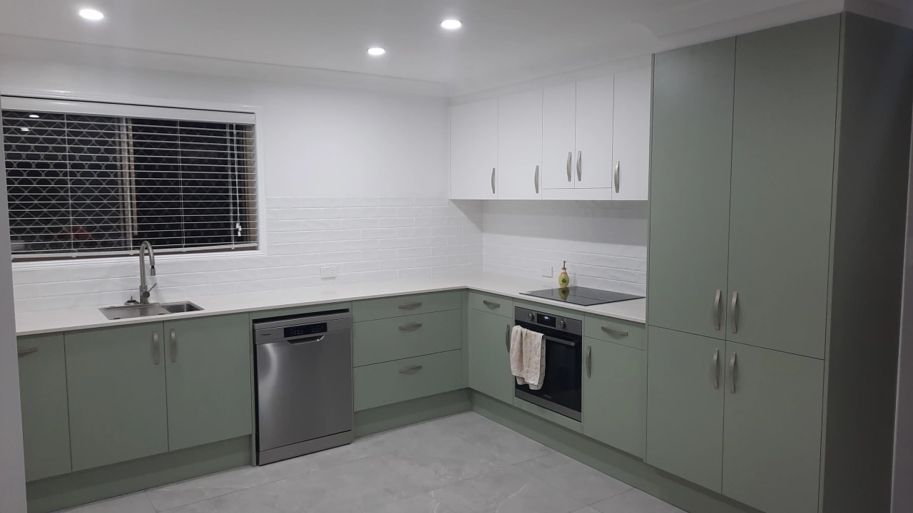 Unfurnished room in a share house