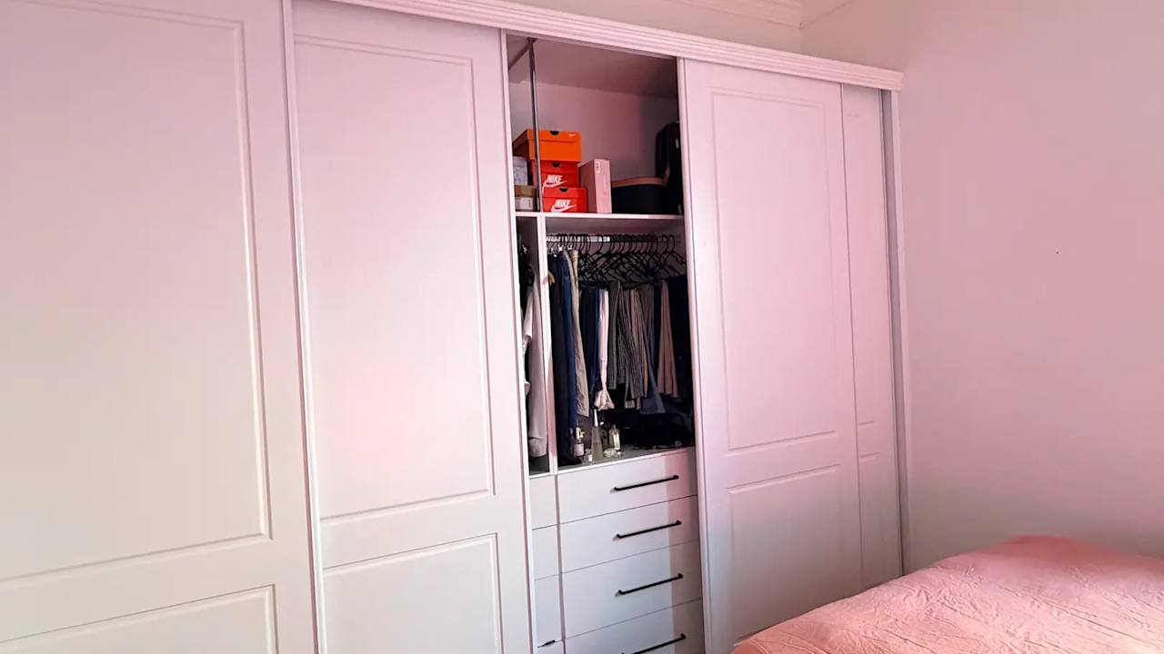 Unfurnished room in a share house
