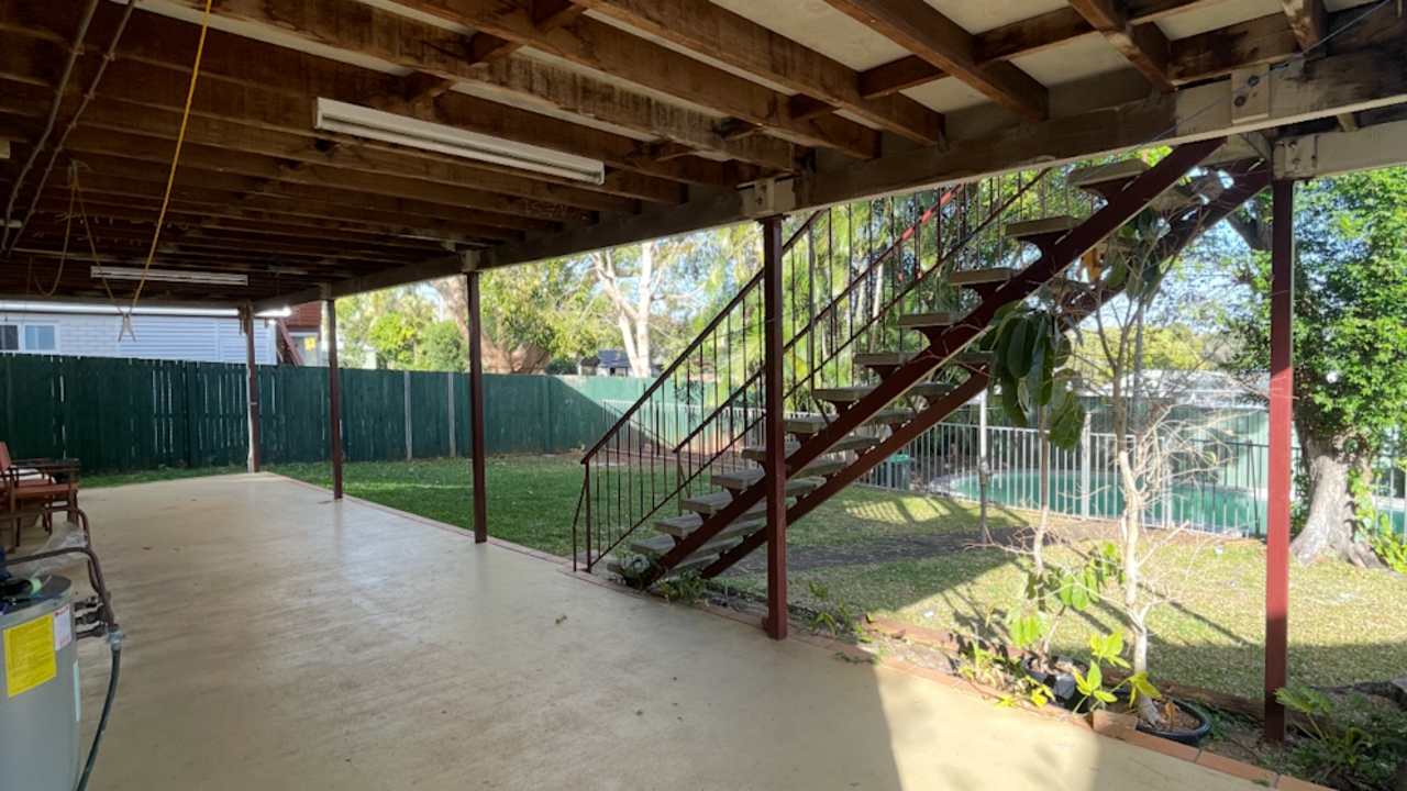 Unfurnished room with own bathroom