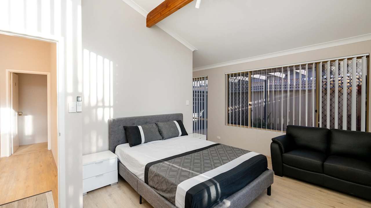 Furnished room with ensuite in a share house