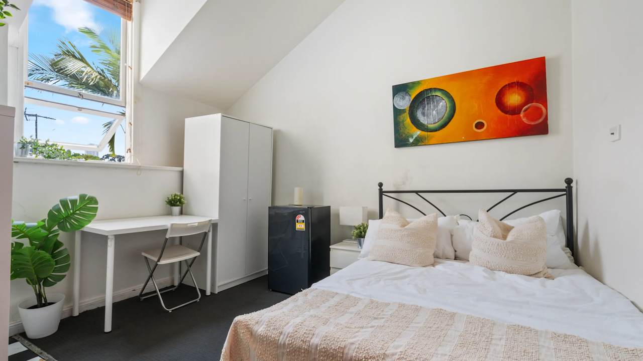 Furnished room studio flat for rent