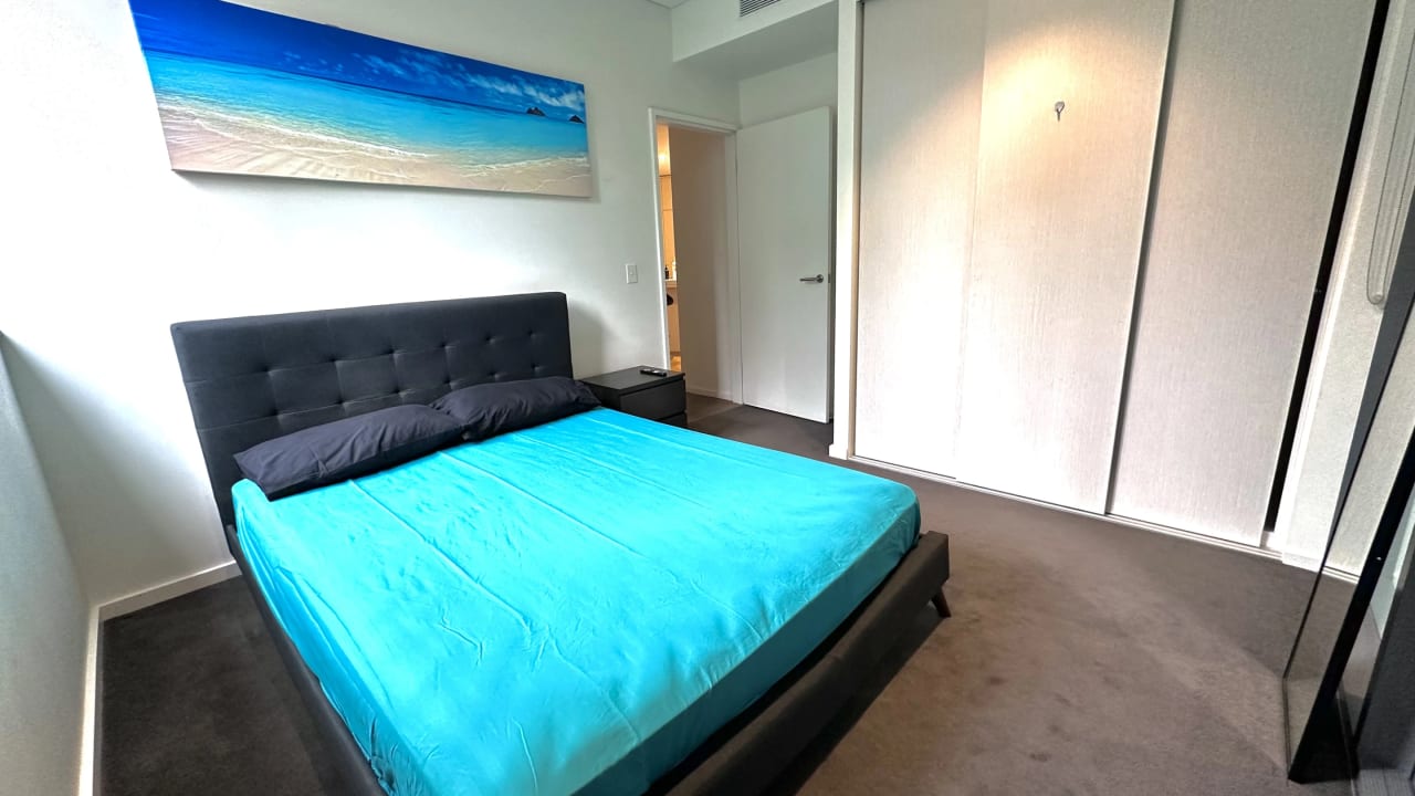 Furnished room in a flatshare