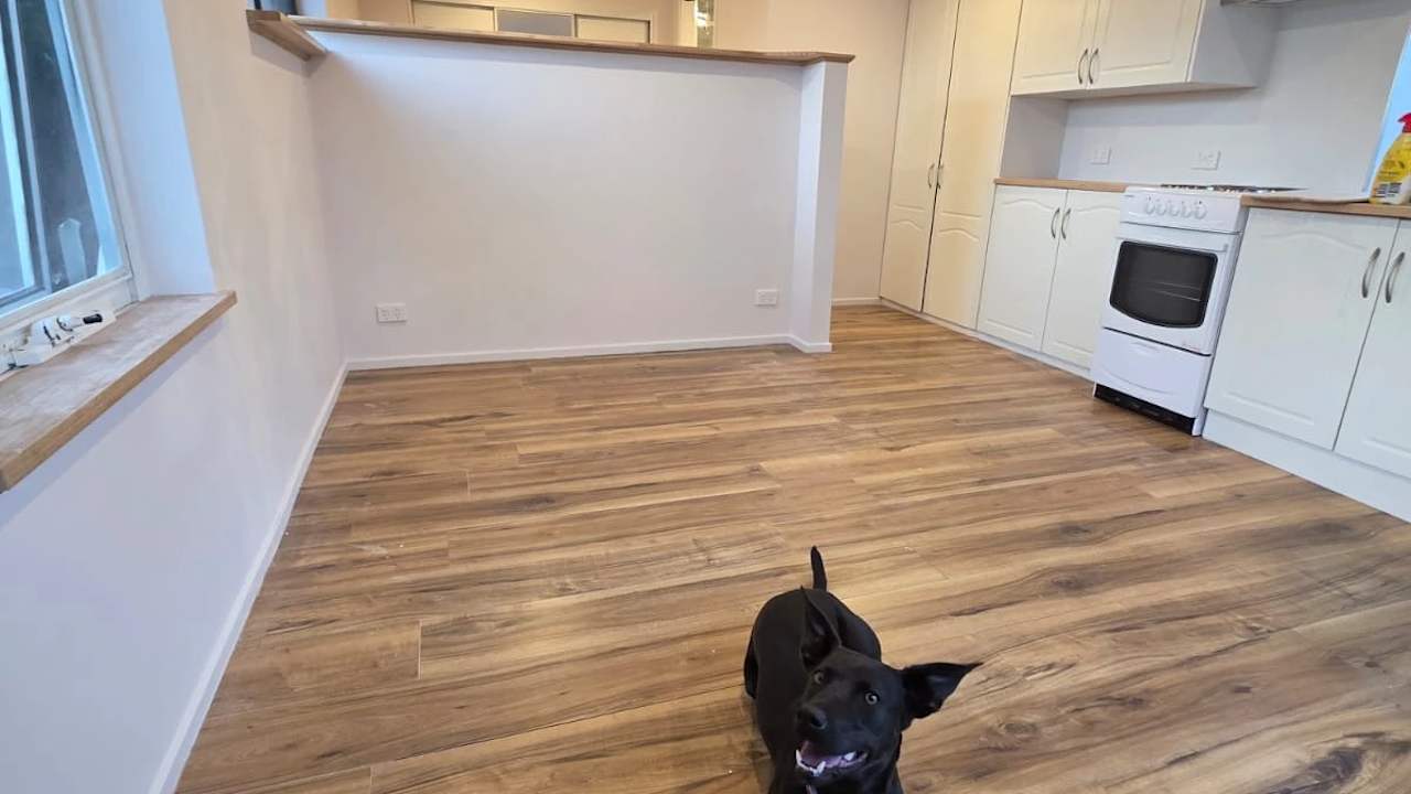 Unfurnished room granny flat for rent