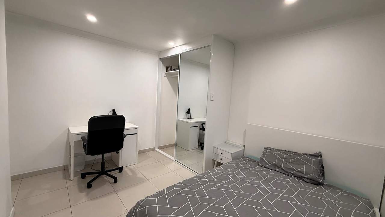 Furnished room in a share house