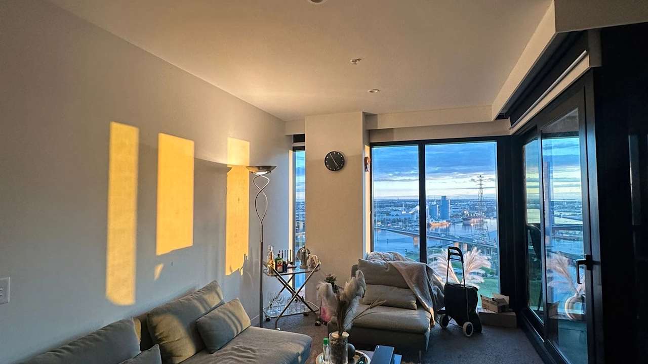 Furnished room with own bathroom