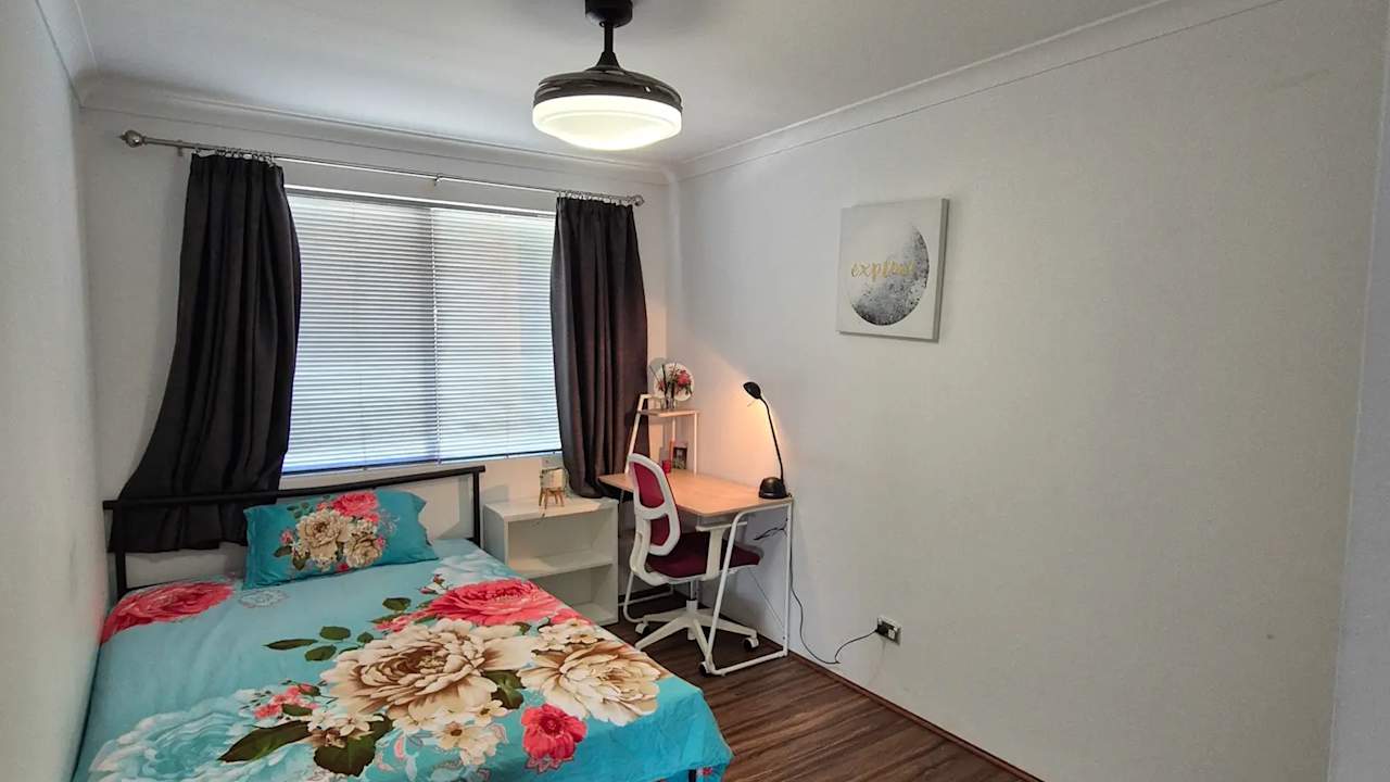 Furnished room in a share house