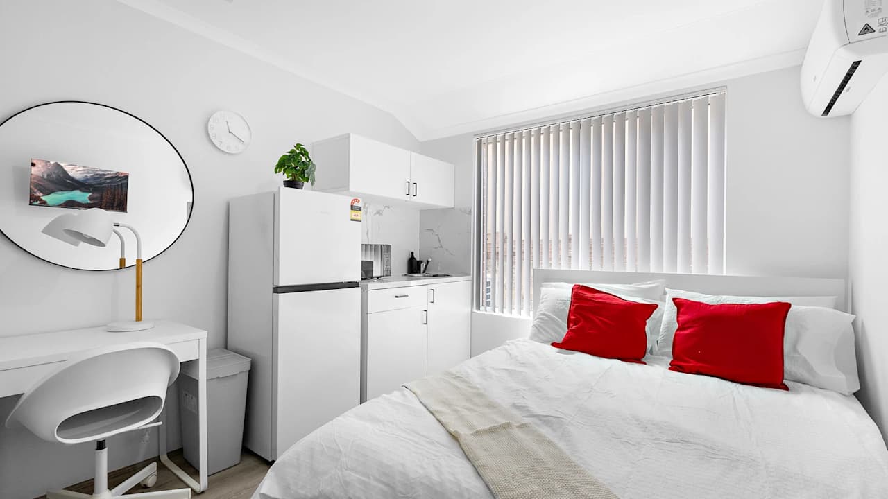 Furnished room with ensuite in a share house