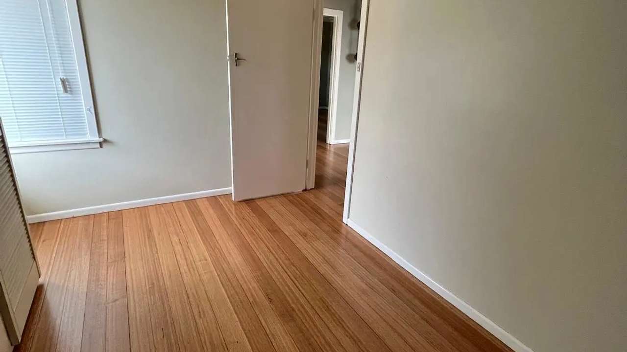 Unfurnished room in a share house