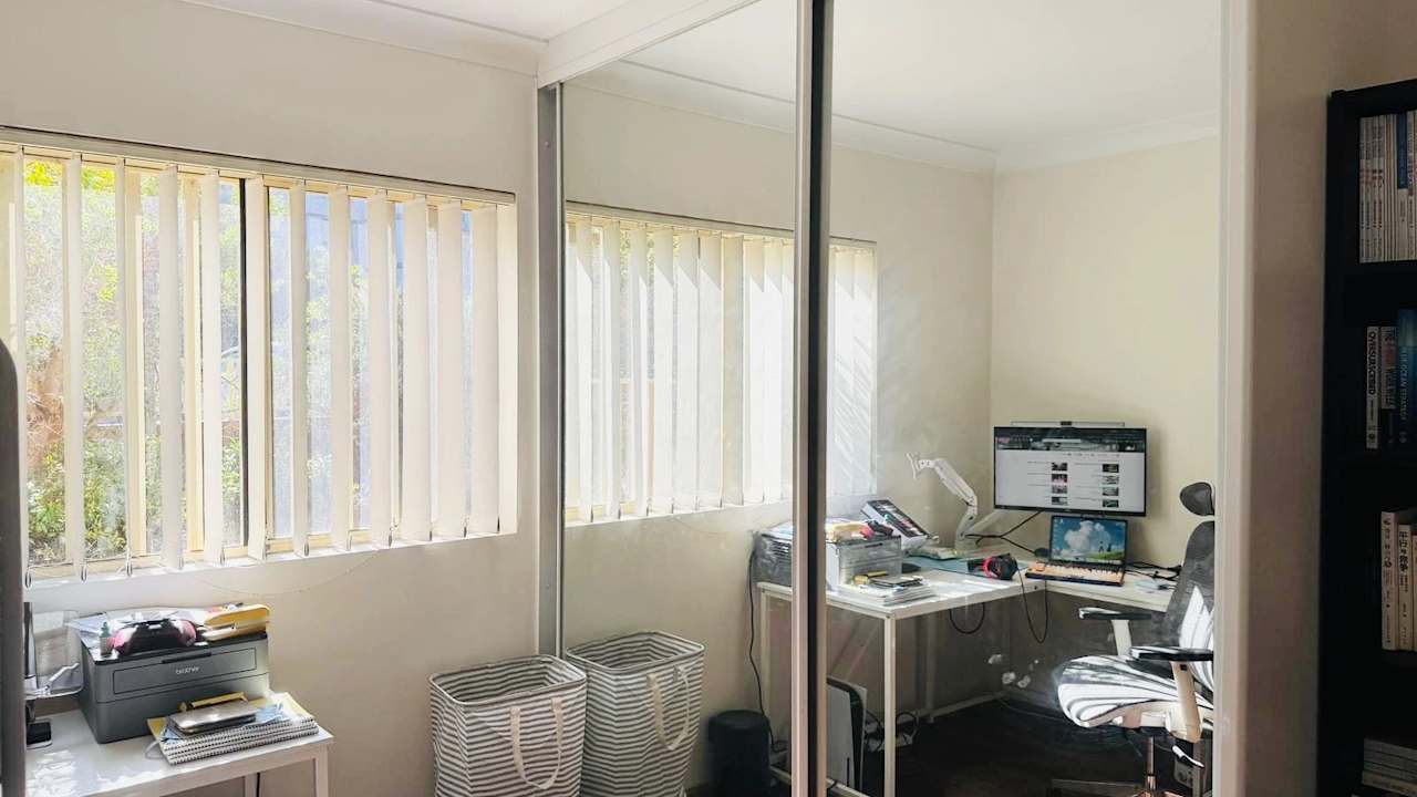 Furnished room with own bathroom