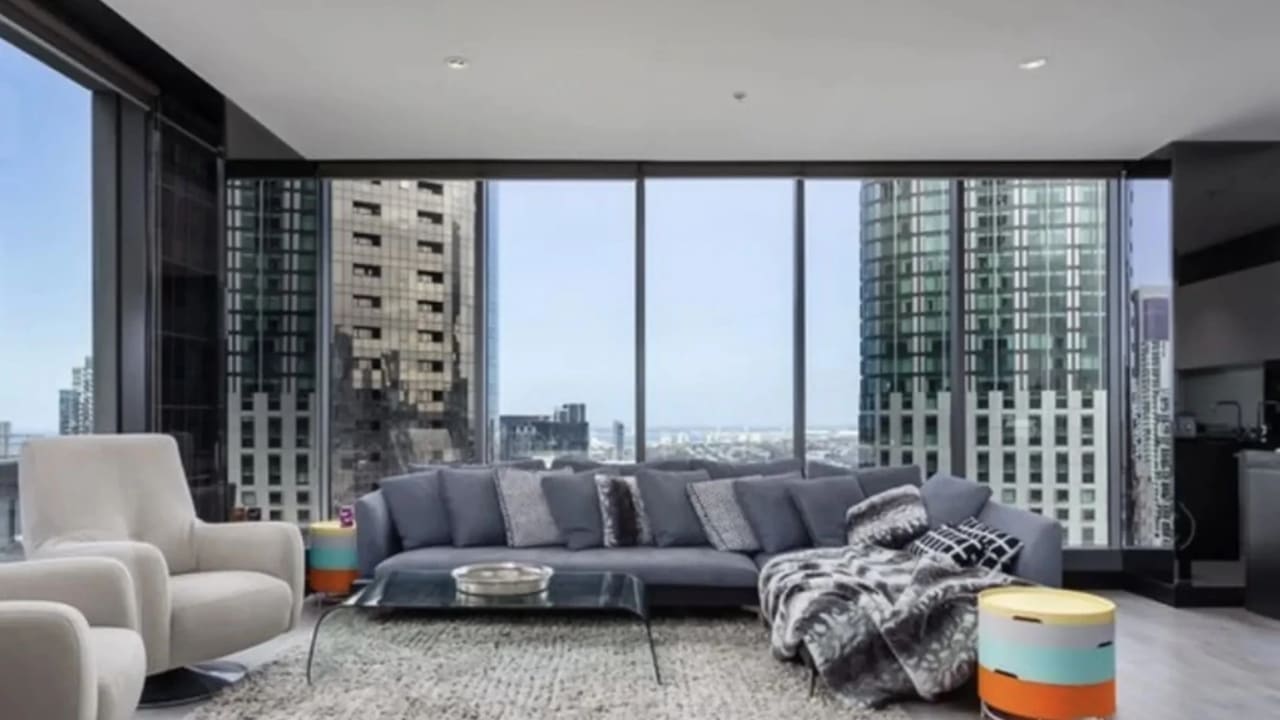 Whole property with 2 rooms for rent