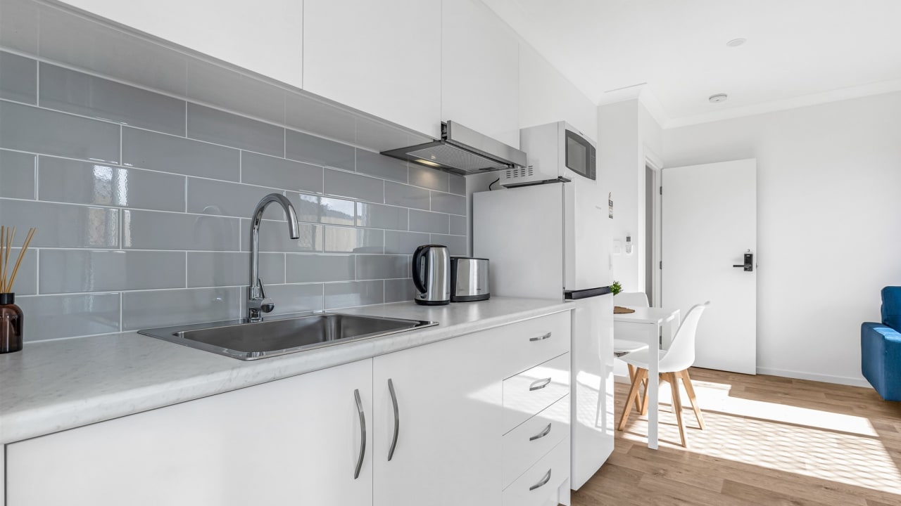 Furnished room studio flat for rent