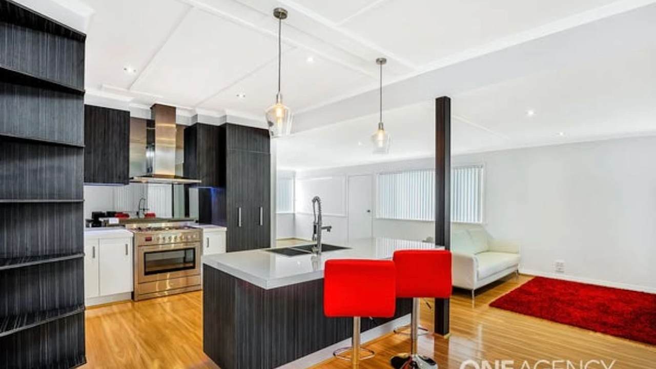 Whole property with 3 rooms for rent
