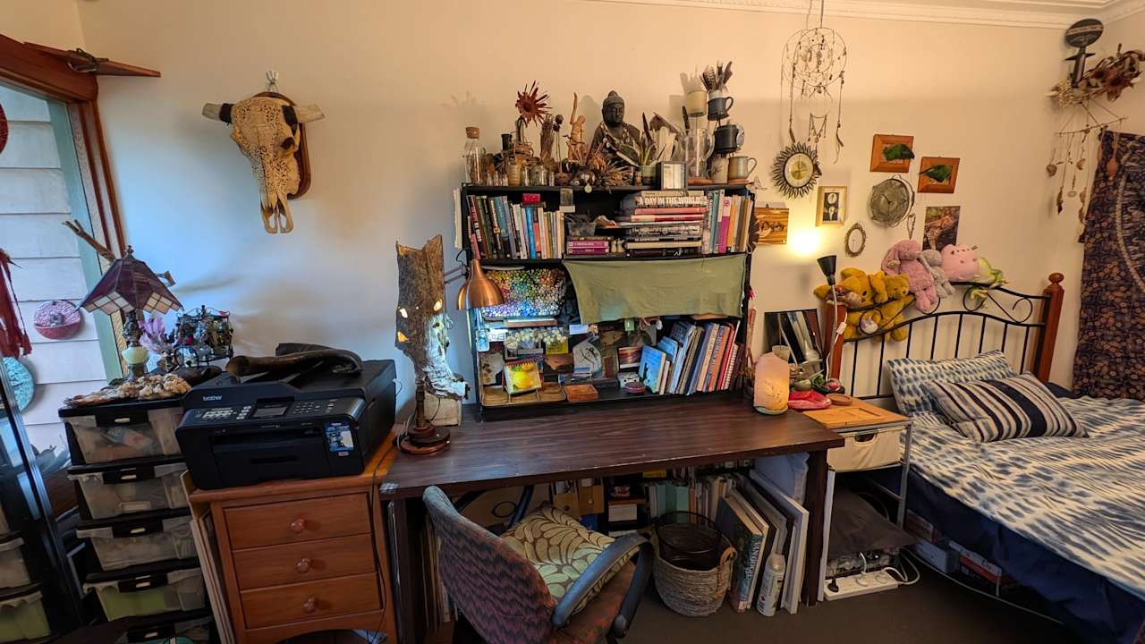 Furnished room in a share house