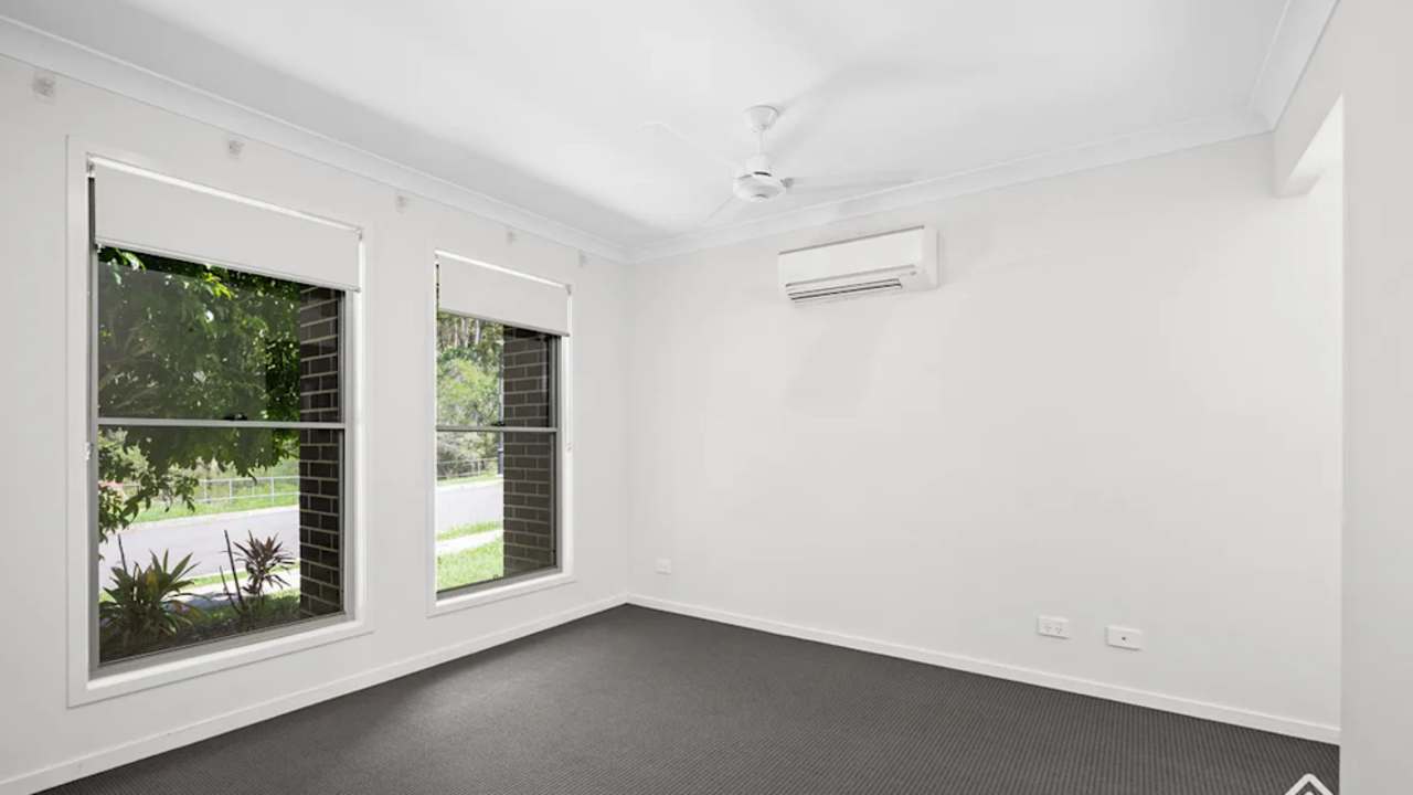 Room with ensuite in a share house