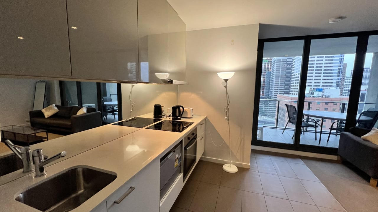 Furnished room in a flatshare