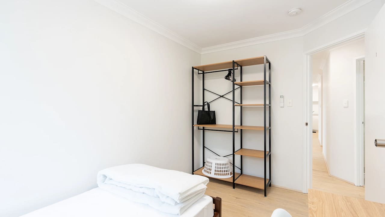 Furnished room in a share house