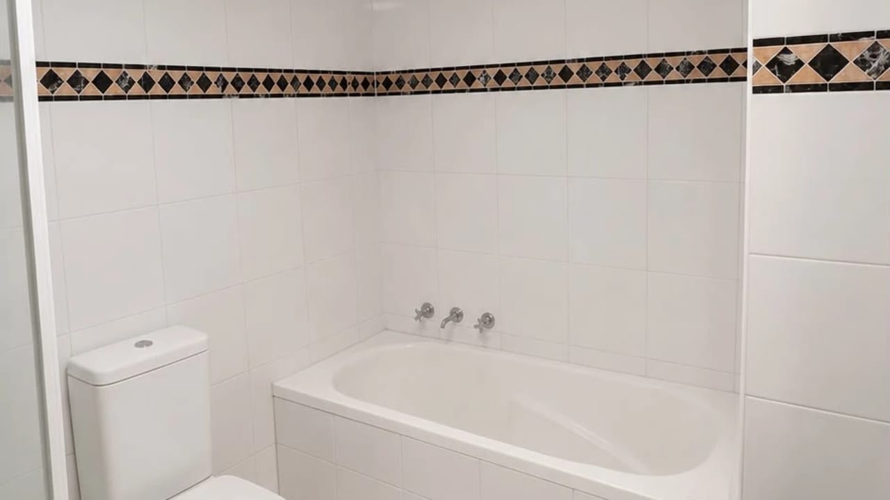 Furnished room with ensuite in a share house