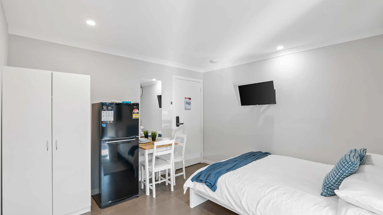 Furnished room with ensuite in a share house