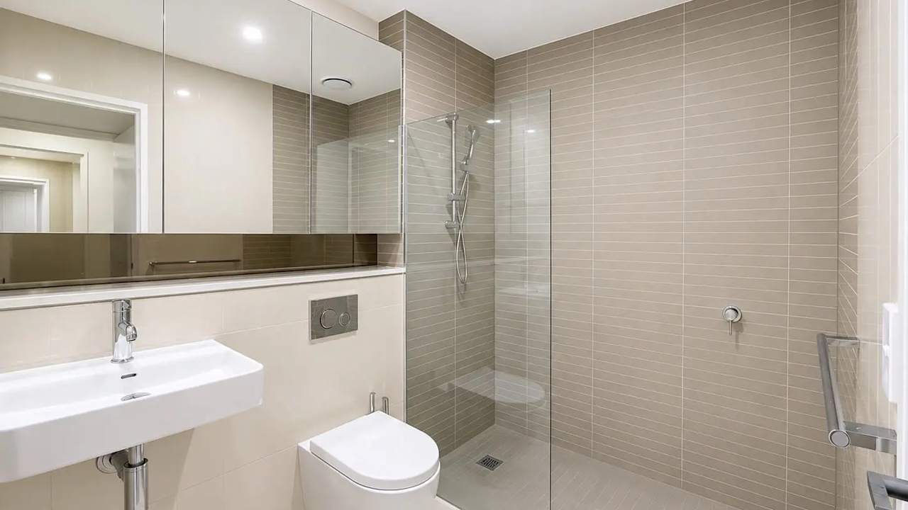 Whole property with 2 rooms for rent
