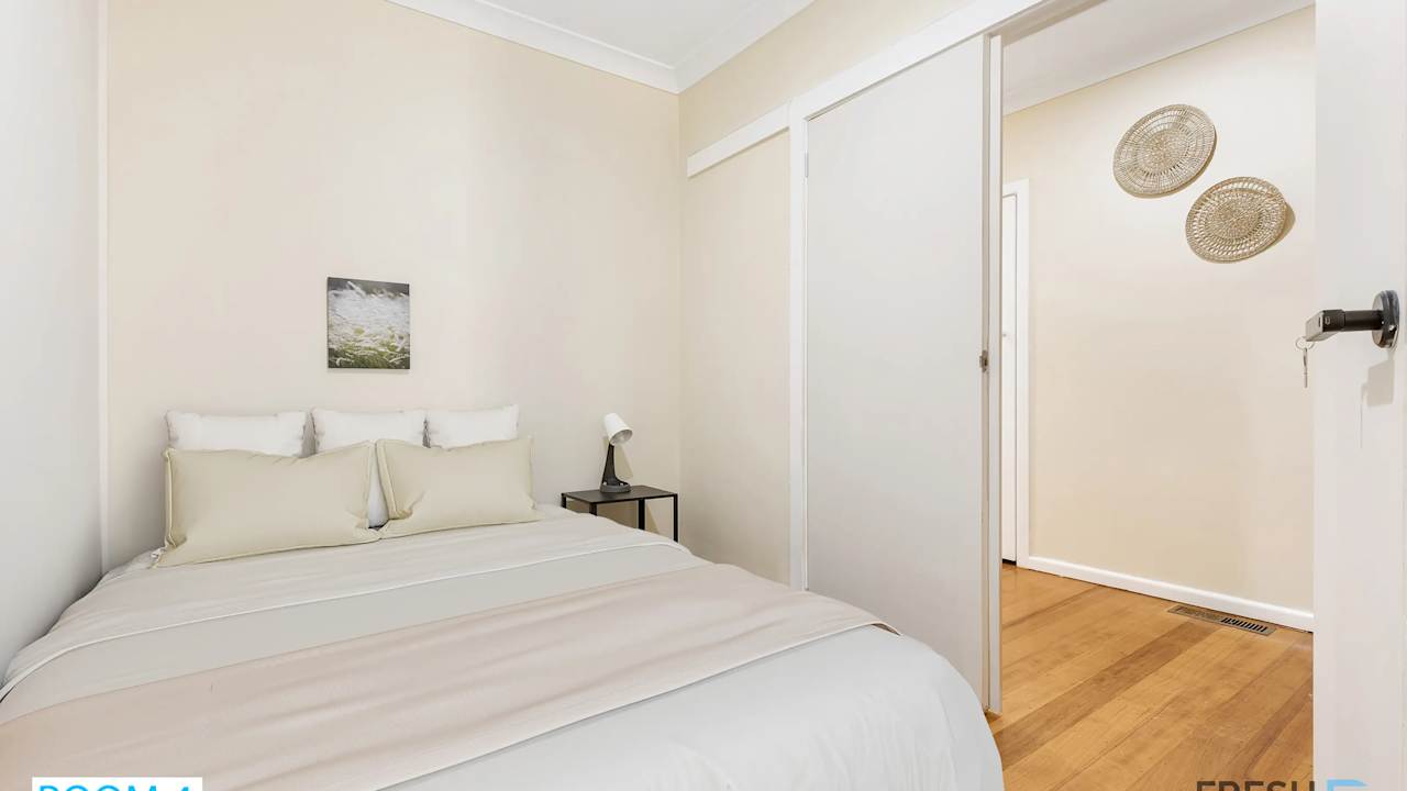 Furnished room in a share house