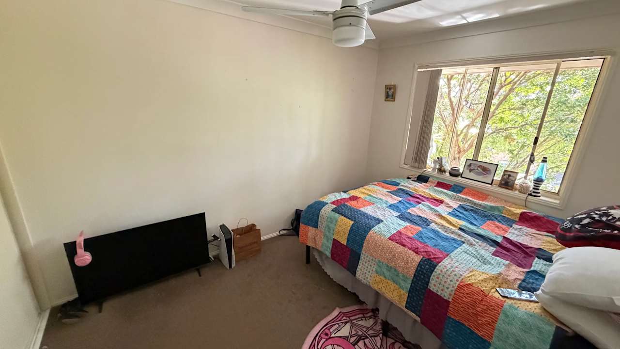 Unfurnished room in a share house