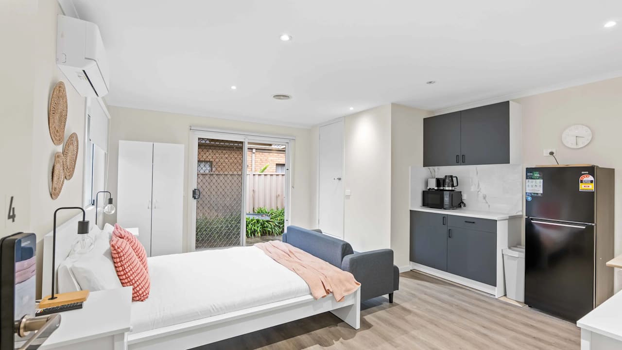 Furnished room with ensuite in a share house