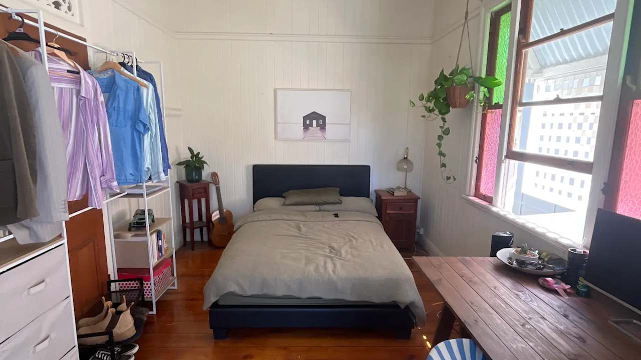 Unfurnished room in a share house