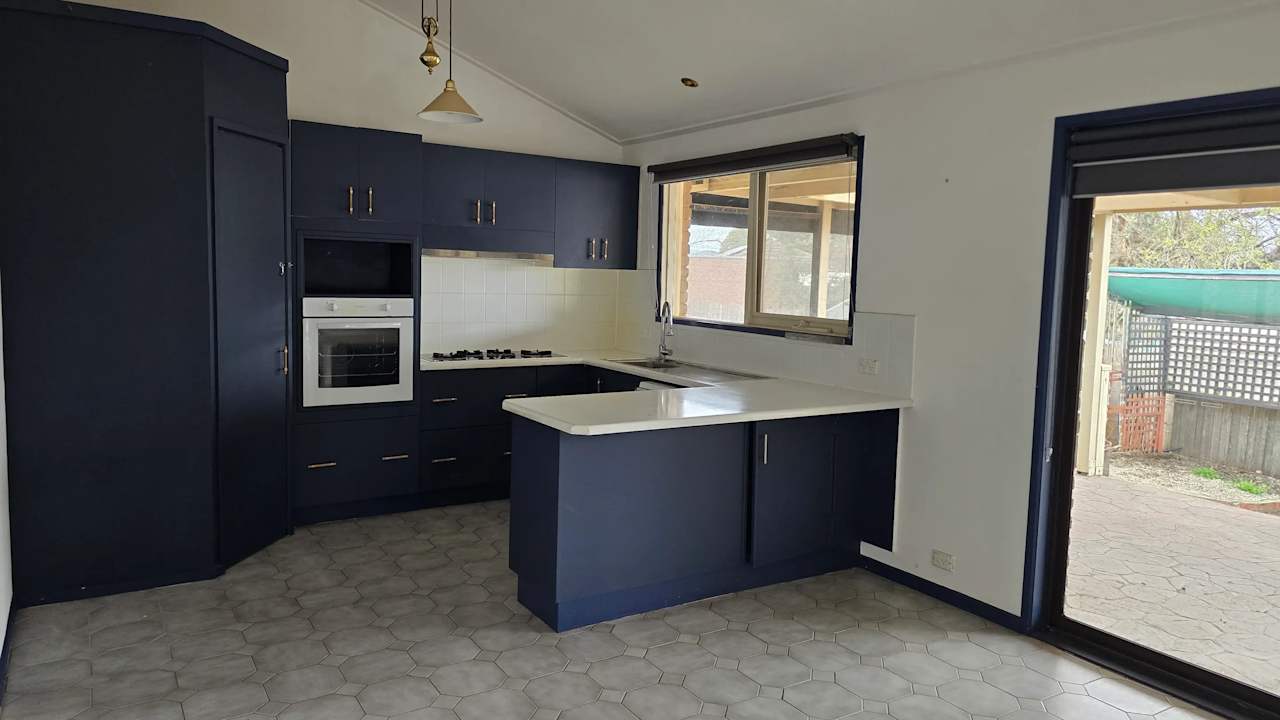 Whole property with 3 rooms for rent