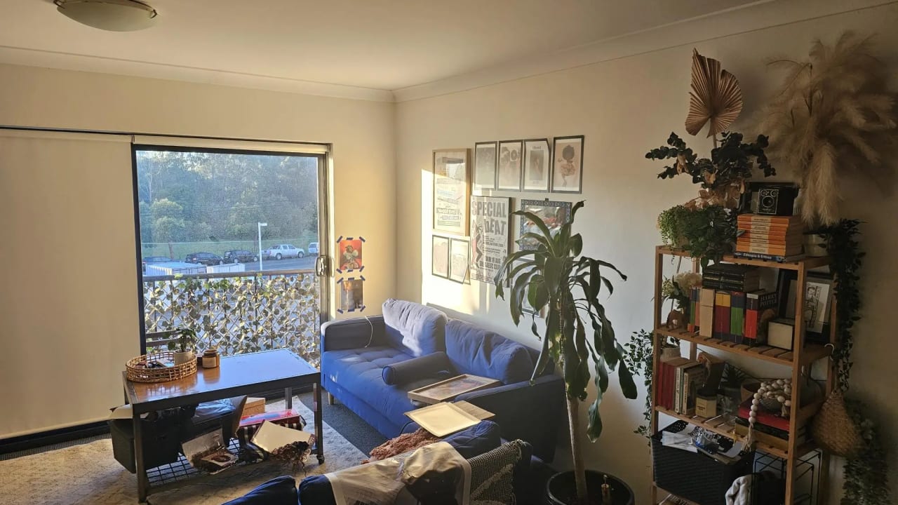 Unfurnished room in a flatshare