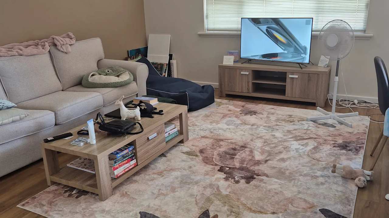 Furnished room in a flatshare