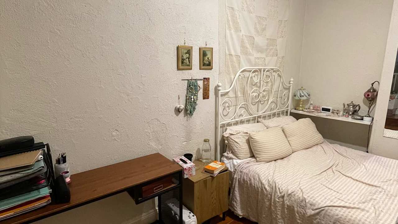 Unfurnished room in a share house