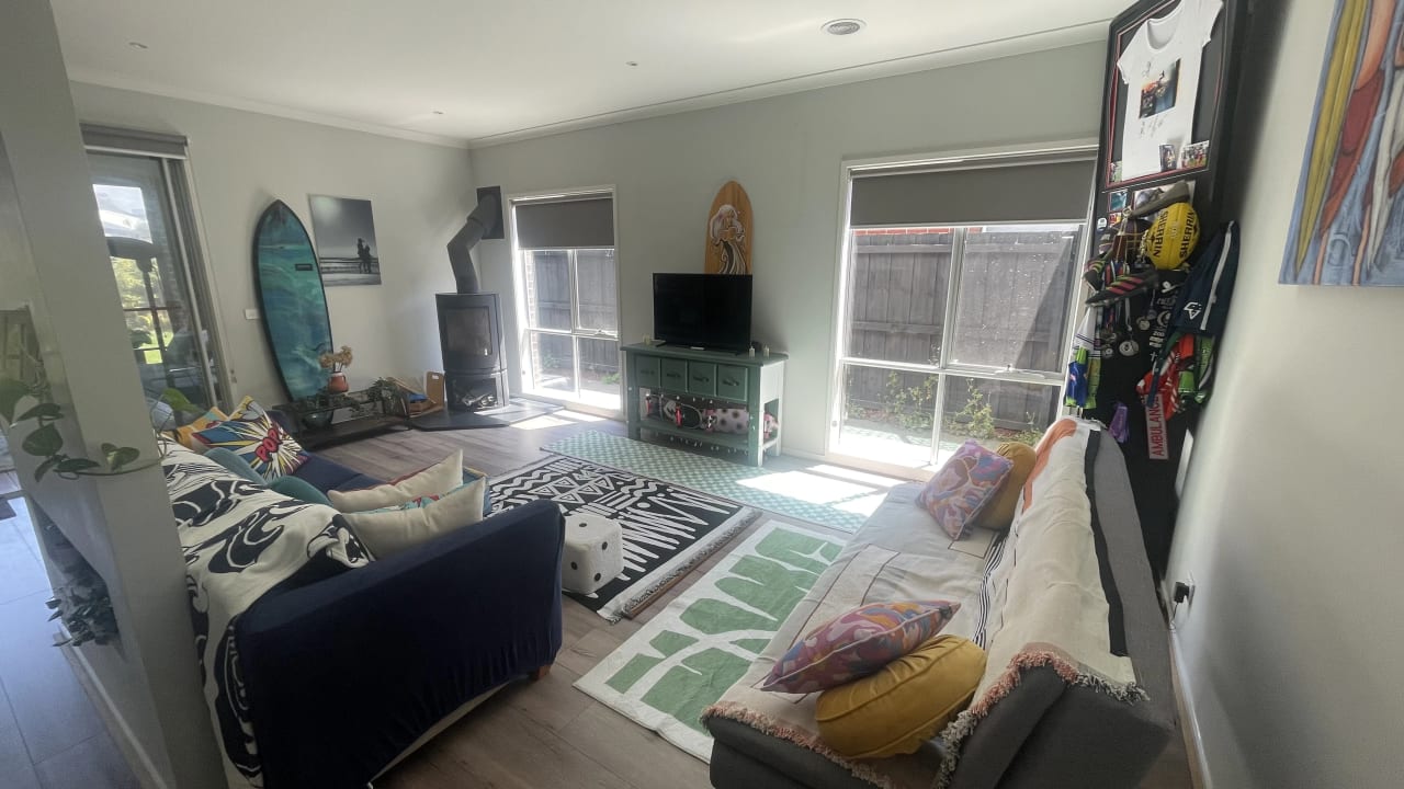 Room in a share house