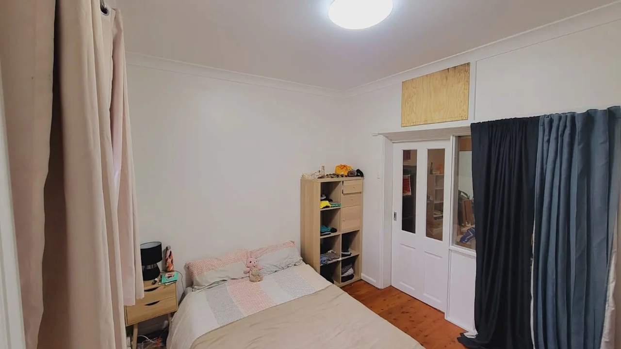 Furnished room in a share house