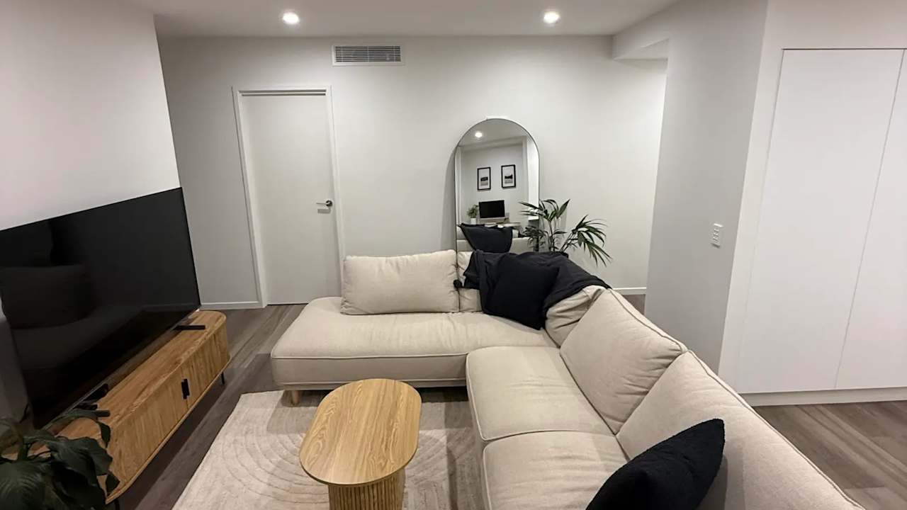 Unfurnished room with own bathroom