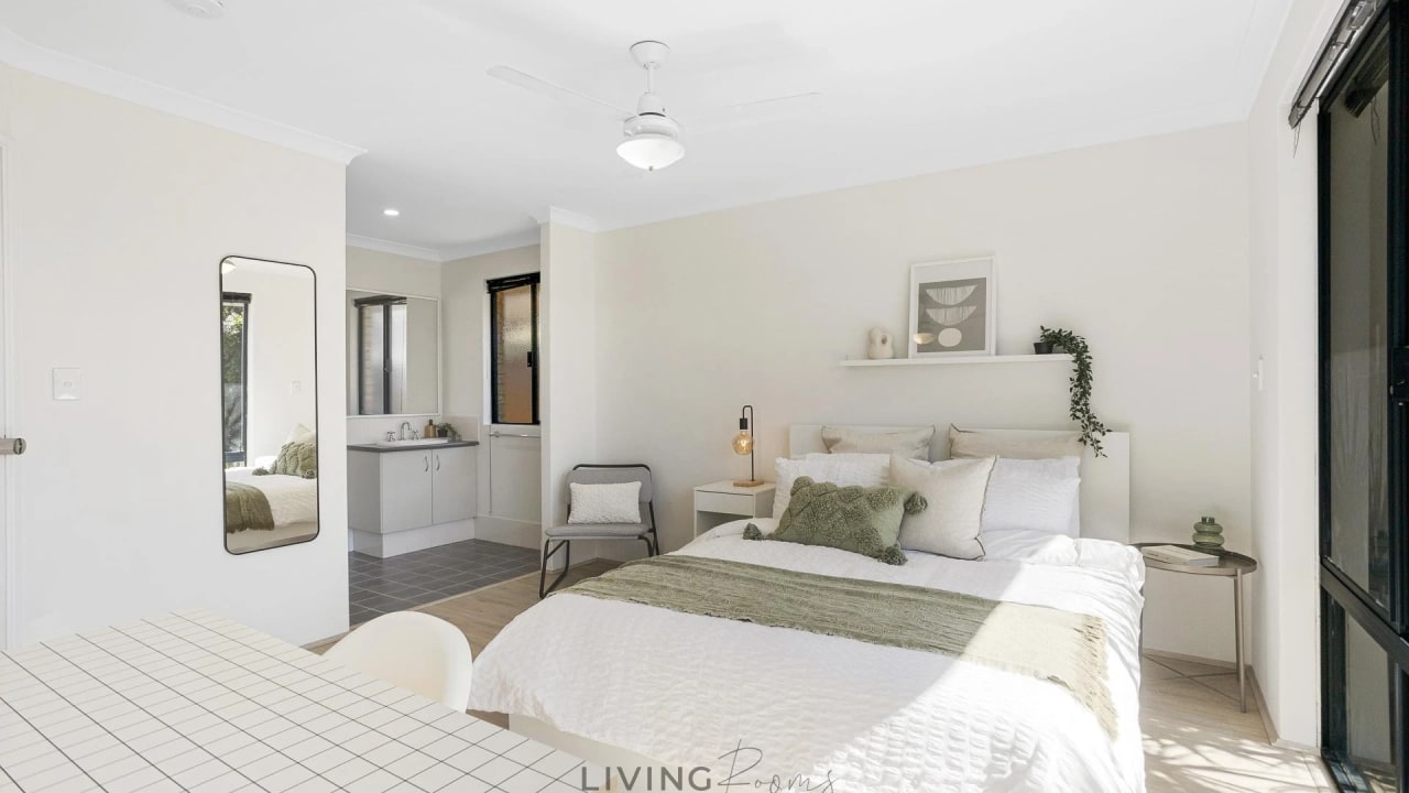 Furnished room with ensuite in a share house