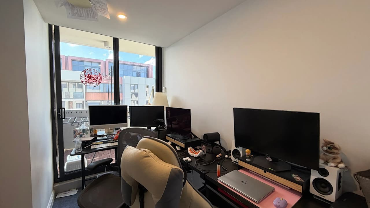Whole property with 2 rooms for rent